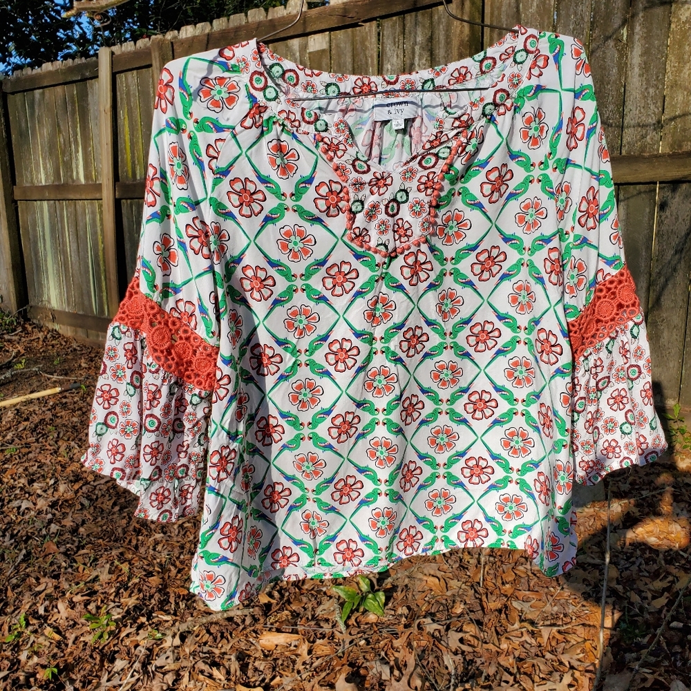 Used girls Crown and Ivy blouse